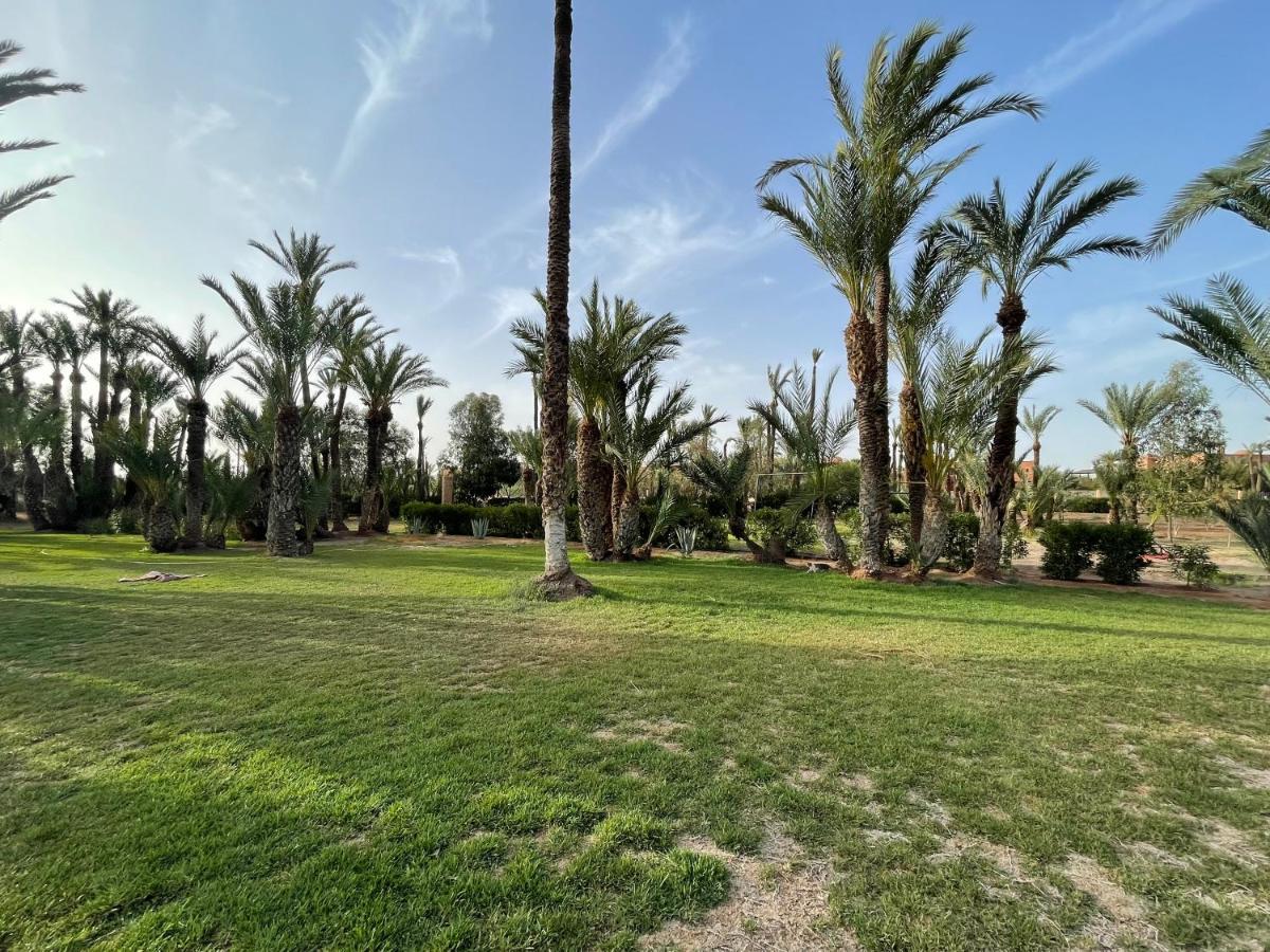 Fabuleux Appartement, Rez De Jardin Au Sein De La Palmeraie Marraquexe Exterior foto