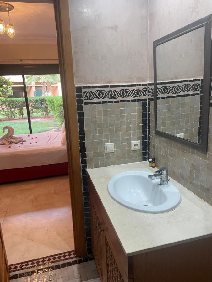 Fabuleux Appartement, Rez De Jardin Au Sein De La Palmeraie Marraquexe Exterior foto
